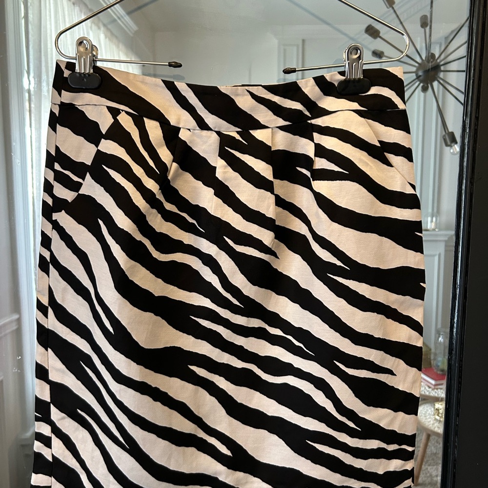 Banana Republic Zebra‎ Print Women's Skirt
